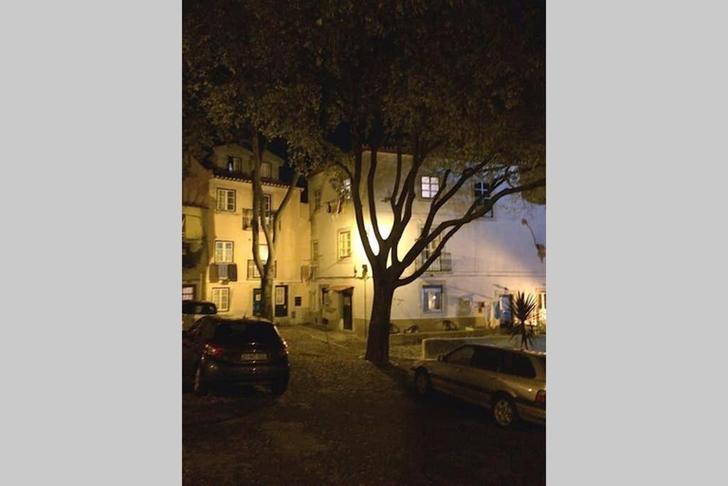Appartamento Casa Do Telheiro Lisbona Esterno foto